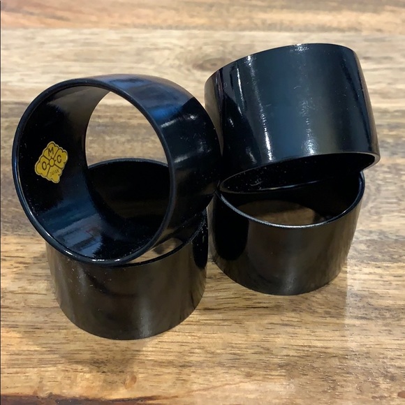 Other - Set of 4 vintage black napkin rings
